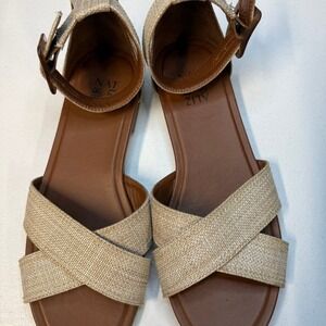 Naturalizer Buckle Flat Sandals Sausalito Natural Straw size 10